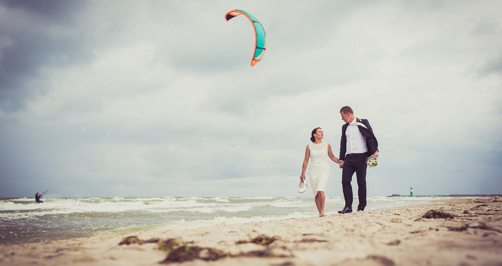 hochzeitsfotograf-rostock-kollektiv-blickwinkel-bad-doberan-hochzeit-fotograf-kuehlungsborn-farbe-romantik-kuss-hochzeitsfotoreportage-heiraten-foto-ostsee-02